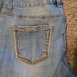 Maurices Denim Capris